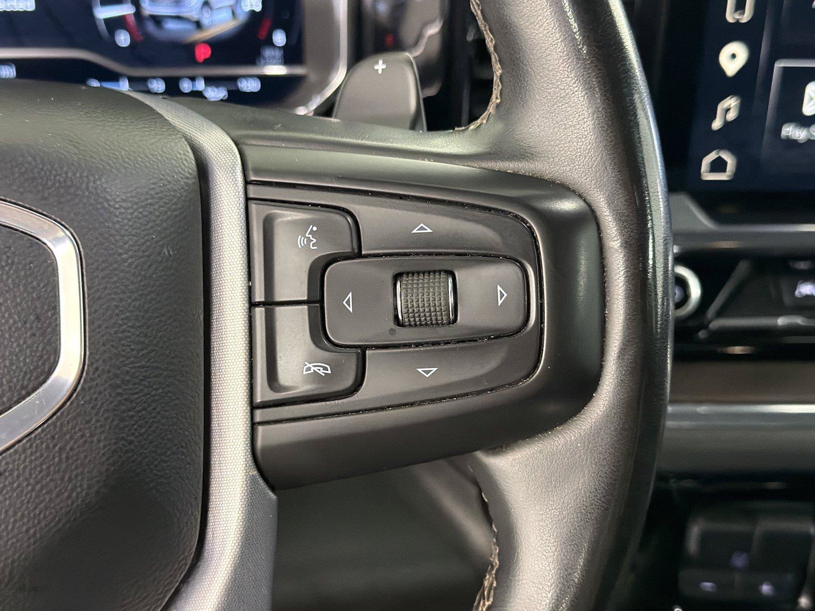 Used 2023 GMC Sierra 1500 SLT w/ SLT Premium Plus Package AWD/4WD image 25