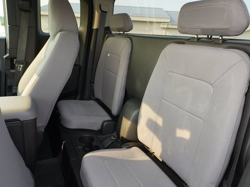 Used 2018 Chevrolet Colorado W/T w/ WT Convenience Package RWD image 20