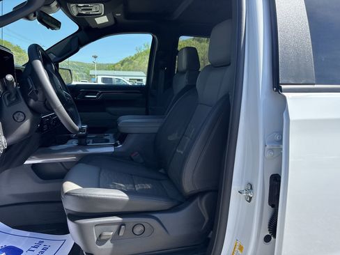 New 2026 Chevrolet Silverado 1500 ZR2 AWD/4WD image 14