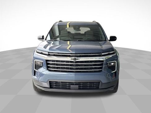 New 2026 Chevrolet Traverse LT w/ LPO, Floor Liner Package image 2