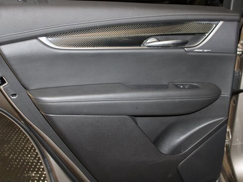 Certified 2023 Cadillac XT6 Sport image 25