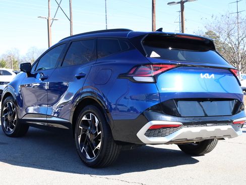 Used 2025 Kia Sportage SX image 3
