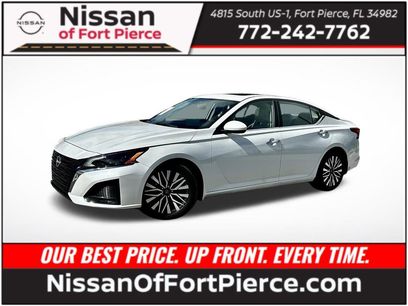 Used 2024 Nissan Altima 2.5 SV w/ SV Premium Package