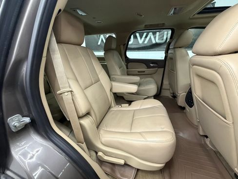 Used 2011 Chevrolet Tahoe LT image 8