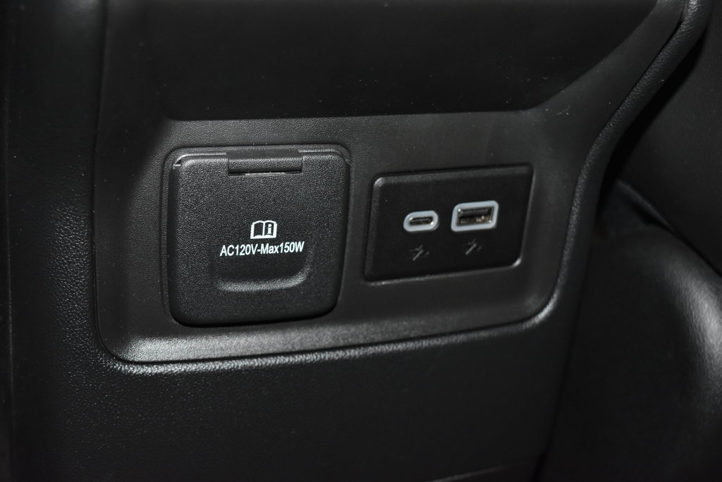 Used 2023 GMC Acadia AT4 w/ Trailering Package AWD/4WD image 23