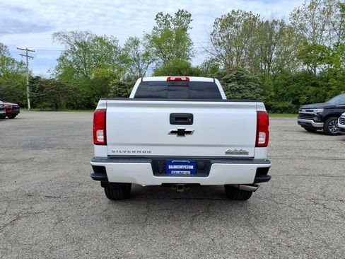 Used 2018 Chevrolet Silverado 1500 High Country AWD/4WD image 6