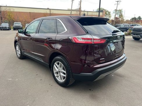 Certified 2024 Ford Edge SEL w/ Convenience Package image 7