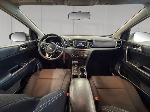 Used 2019 Kia Sportage LX image 12