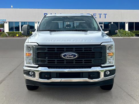 New 2026 Ford F350 XL image 2