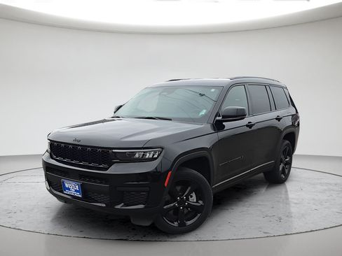 Used 2023 Jeep Grand Cherokee L Laredo AWD/4WD image 1