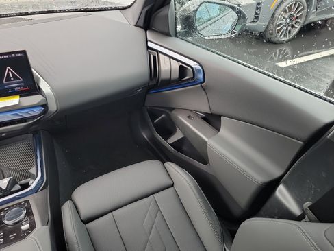 New 2025 BMW X3 xDrive30i w/ Premium Package image 16