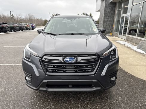 Used 2023 Subaru Forester Limited image 8