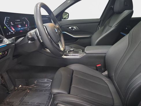 Used 2023 BMW 330i Sedan w/ Convenience Package image 17