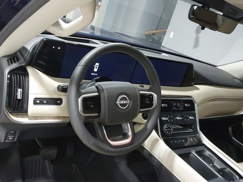 New 2025 Nissan Armada Platinum Reserve AWD/4WD image 19