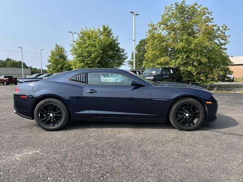 Used 2015 Chevrolet Camaro LS RWD image 2