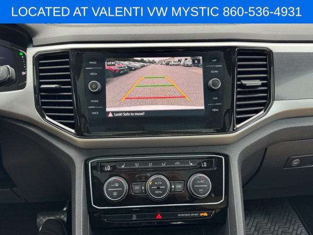 Certified 2023 Volkswagen Atlas Cross Sport SE w/ Panoramic Sunroof Package AWD/4WD image 39