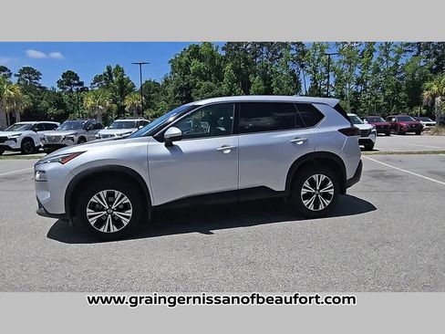 Used 2021 Nissan Rogue SV FWD image 23