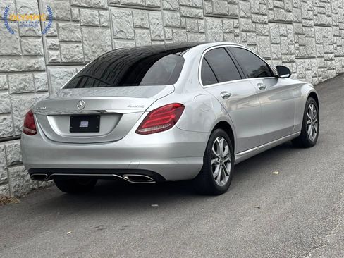 Used 2018 Mercedes-Benz C 300 4MATIC Sedan image 5