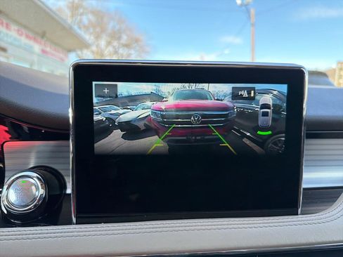 Used 2022 Lincoln Corsair Standard AWD w/ Premium Package image 27