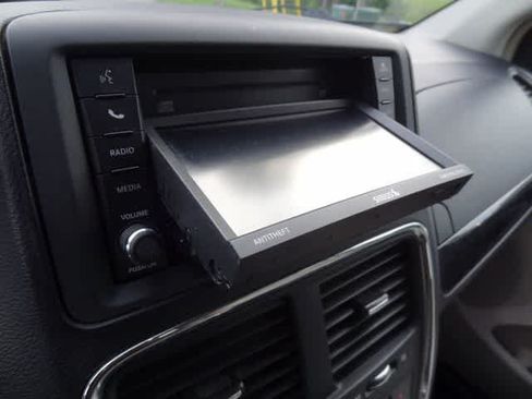 Used 2012 Dodge Grand Caravan Crew w/ Safety Sphere Group FWD image 37
