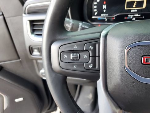 Used 2024 GMC Yukon SLT w/ SLT Luxury Package RWD image 28