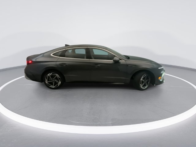 Used 2026 Hyundai Sonata SEL FWD image 7