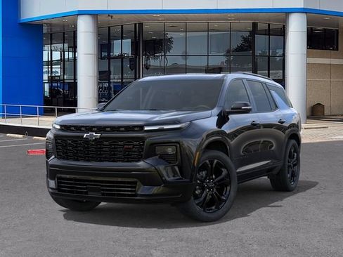 New 2027 Chevrolet Traverse RS w/ LPO, Floor Liner Package FWD image 6