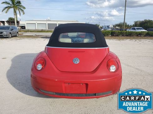 Used 2006 Volkswagen Beetle Convertible w/ Package 2 image 22