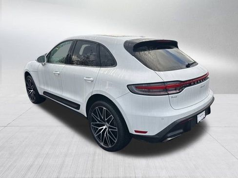 Used 2022 Porsche Macan image 8