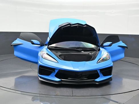 Used 2020 Chevrolet Corvette Stingray Preferred Cpe w/ 2LT Preferred Equipment Group RWD image 38