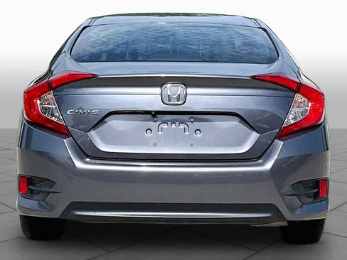 Used 2016 Honda Civic EX image 5