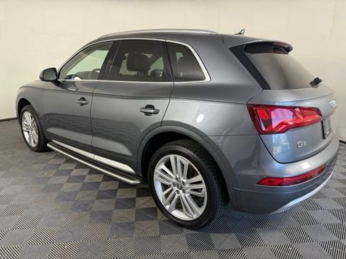 Used 2019 Audi Q5 2.0T Premium Plus w/ Premium Plus Package AWD/4WD image 4