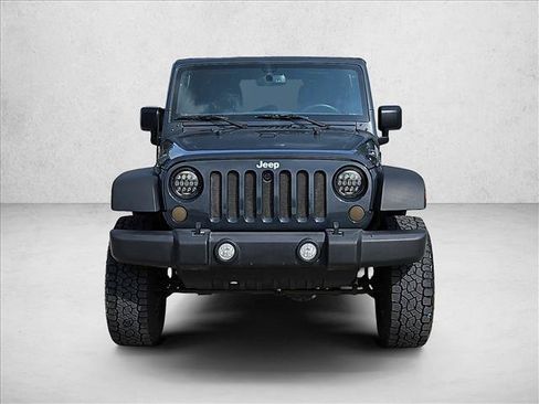 Used 2018 Jeep Wrangler Unlimited Sport S AWD/4WD image 2