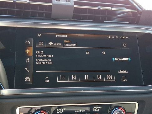 New 2025 Audi Q3 2.0T Premium image 13