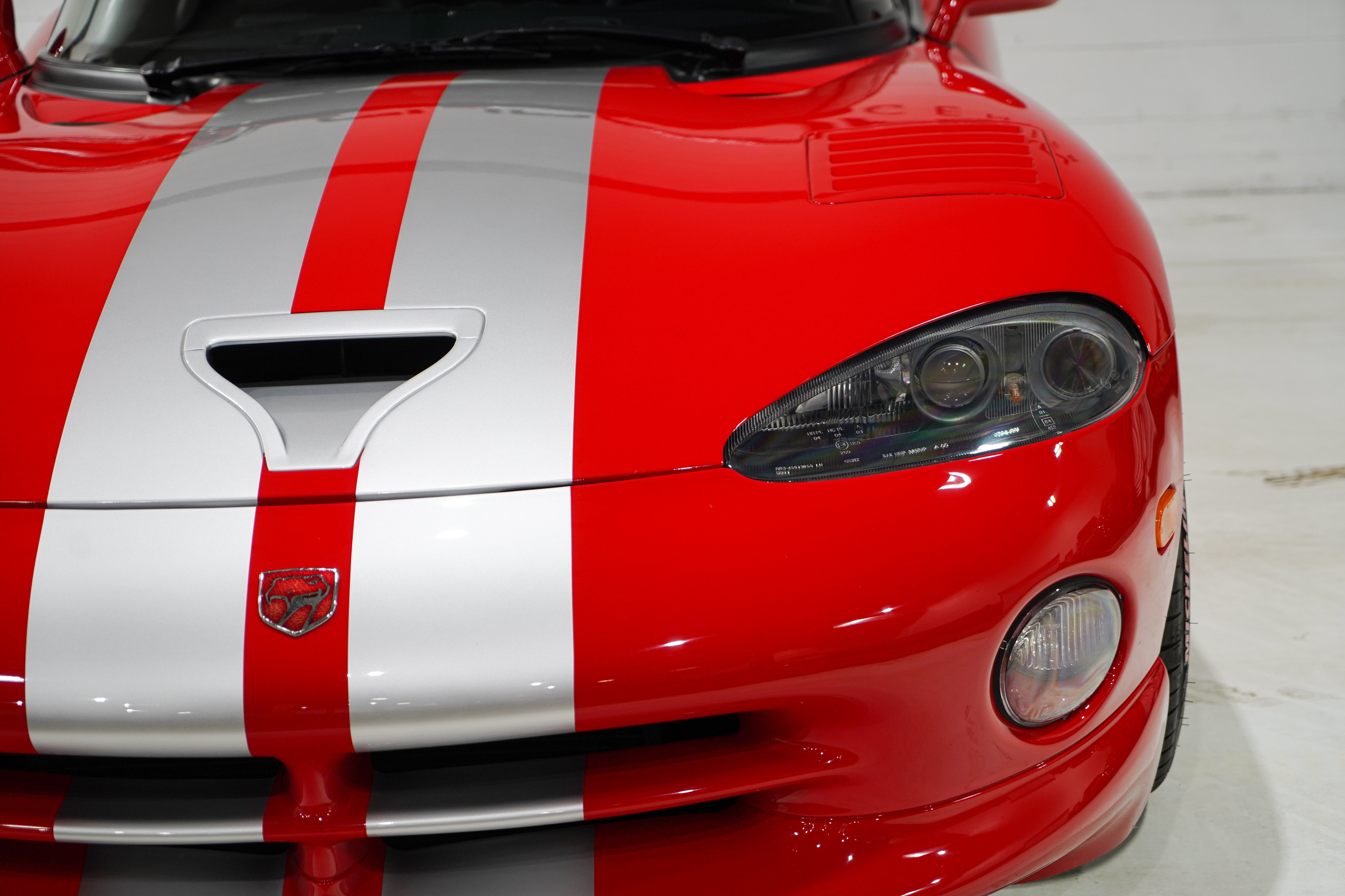 Used 1998 Dodge Viper RT/10 RWD image 27