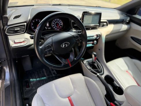 Used 2020 Hyundai Veloster Turbo Ultimate FWD image 12