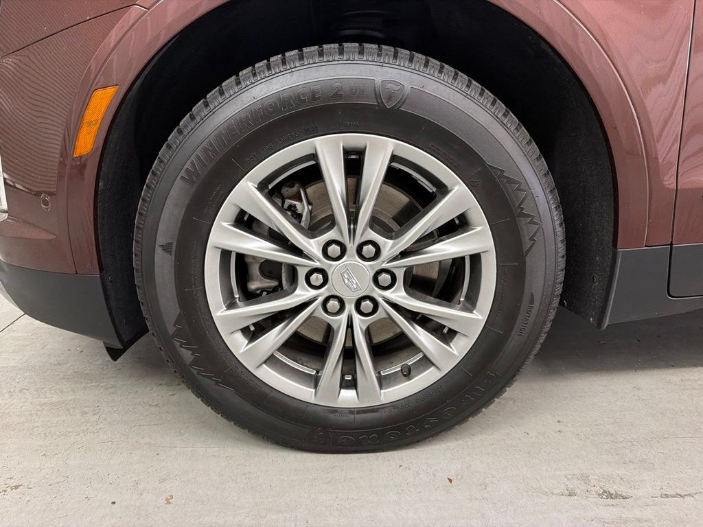 Used 2022 Cadillac XT5 Premium Luxury w/ Technology Package AWD/4WD image 10