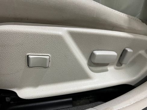 Used 2013 Cadillac CTS Luxury image 25