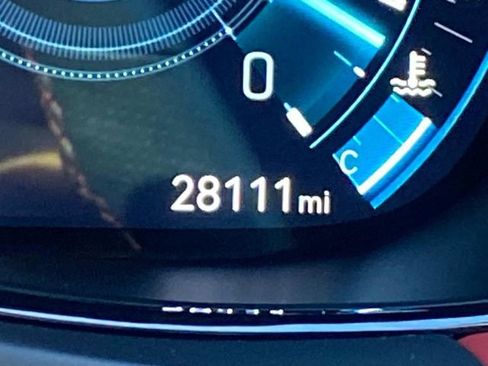 Used 2022 Genesis GV70 3.5T Sport w/ Sport Prestige Package AWD/4WD image 18