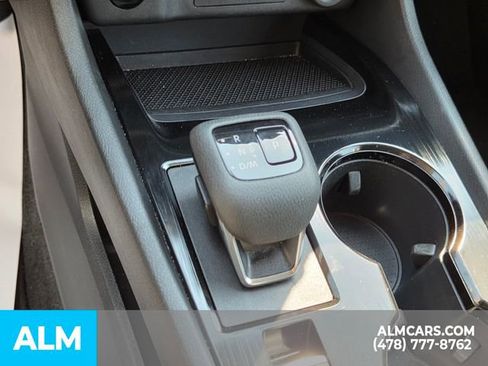 Used 2025 Nissan Rogue SV image 23