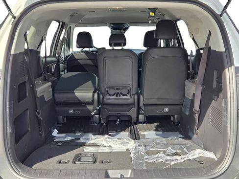 New 2026 Kia Carnival image 10