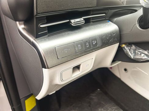 New 2026 Hyundai Kona SE image 11