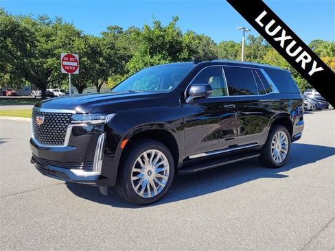 Used 2024 Cadillac Escalade Premium Luxury image 1