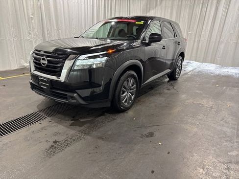 Certified 2024 Nissan Pathfinder S image 27