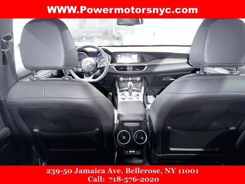 Used 2022 Alfa Romeo Stelvio Ti image 28