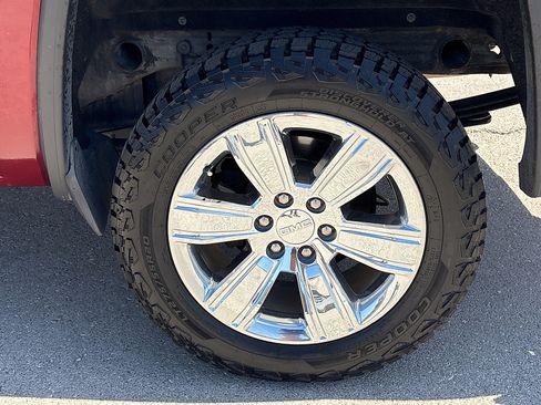 Used 2017 GMC Sierra 1500 SLT AWD/4WD image 8