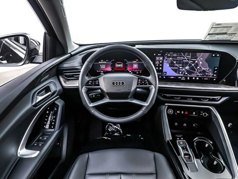 New 2025 Audi Q5 Premium Plus image 4