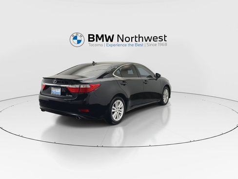 Used 2014 Lexus ES 350 w/ Premium Package FWD image 3
