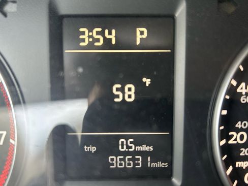 Used 2015 Volkswagen Passat 1.8T image 20