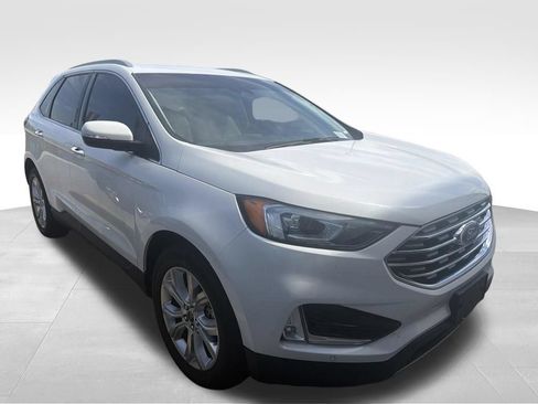 Used 2020 Ford Edge Titanium FWD image 10